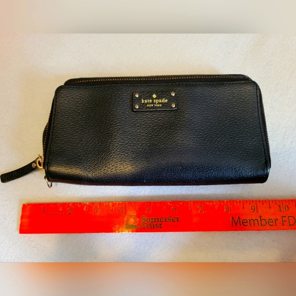 Kate Spade Multi-Compartment Clutch - Picture 1 of 5